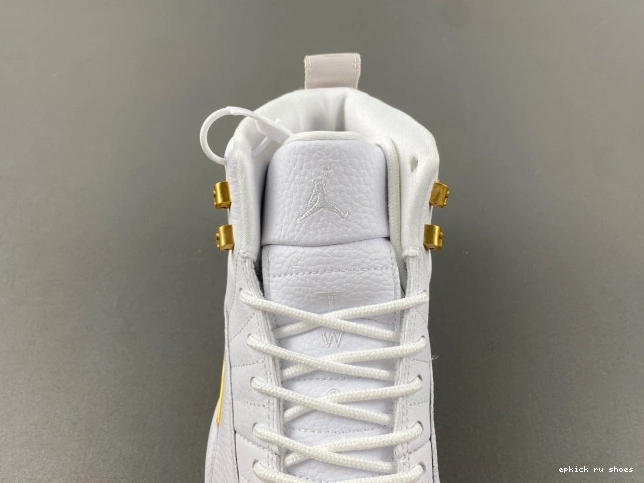 Rep WMNS Air Jordan Phantom 12 FD9101-007 0823